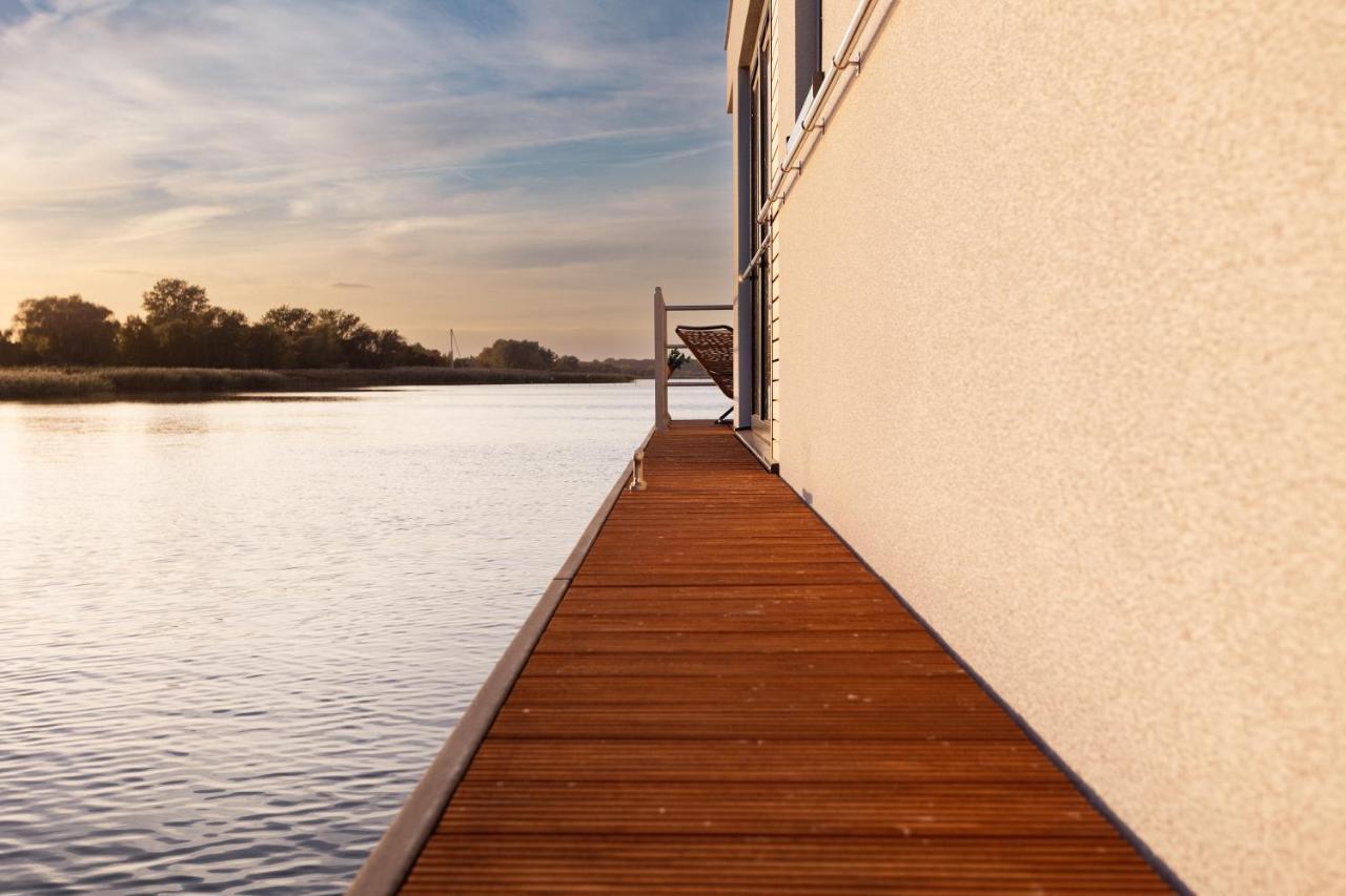 Hausboot Küstennebel Ribnitz-Damgarten Exterior foto